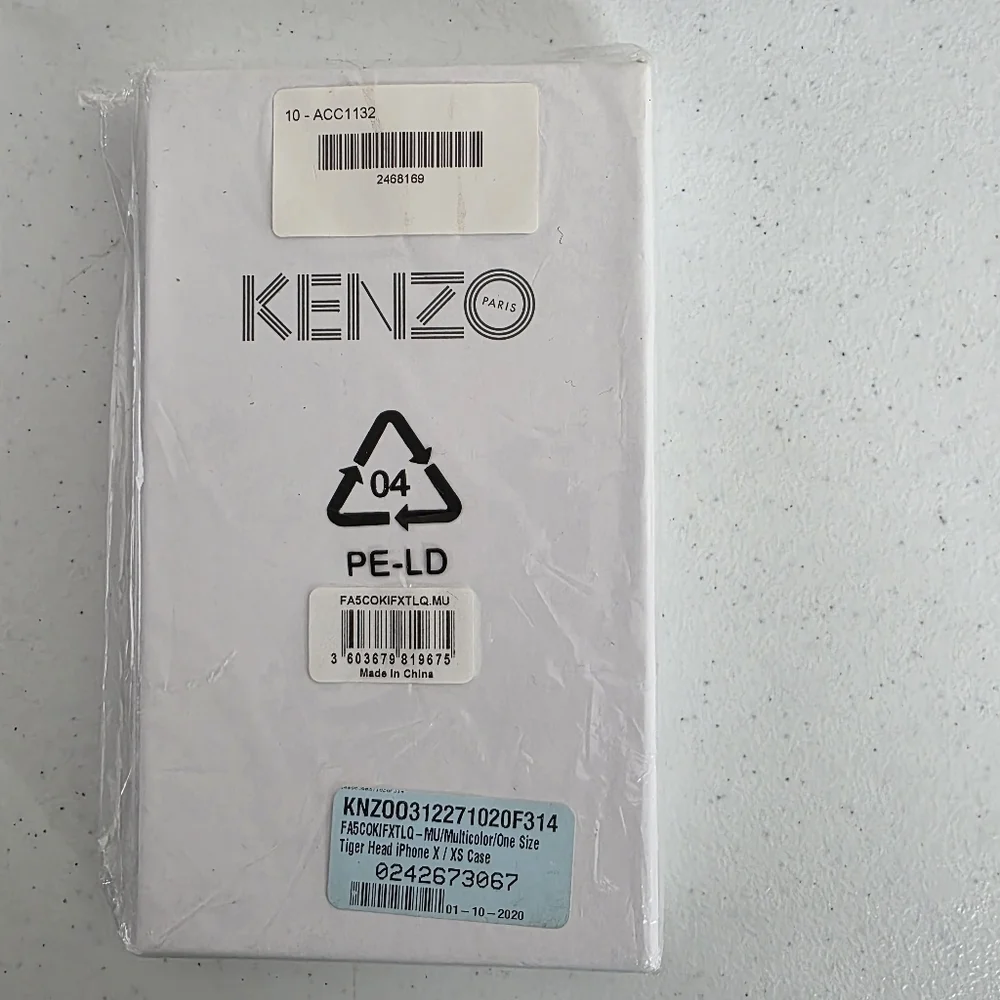 Kenzo nwt iphone
